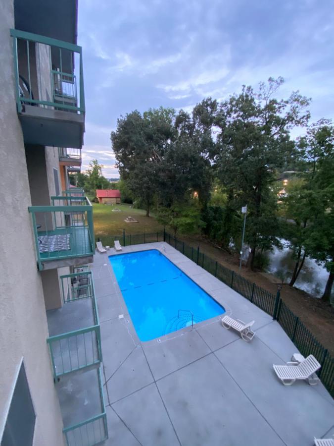 River Place Condos #304 2Bd Pigeon Forge Bagian luar foto